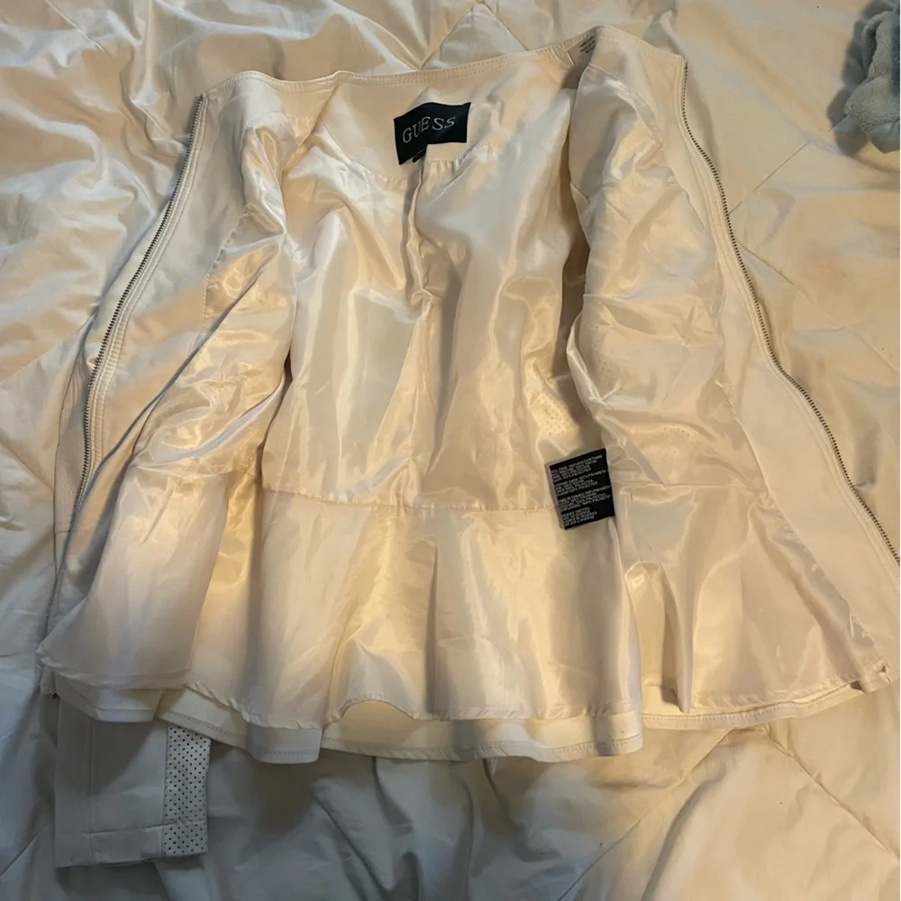GUESS jacket - Picture 2 of 3